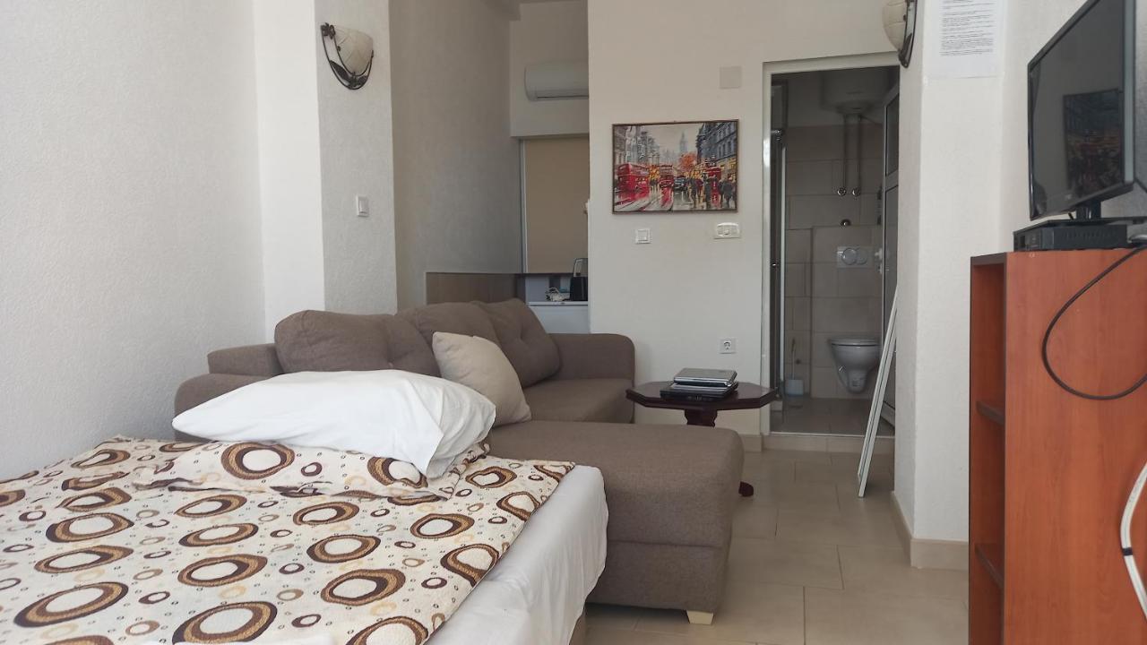 Apartments Ana Будва Екстер'єр фото