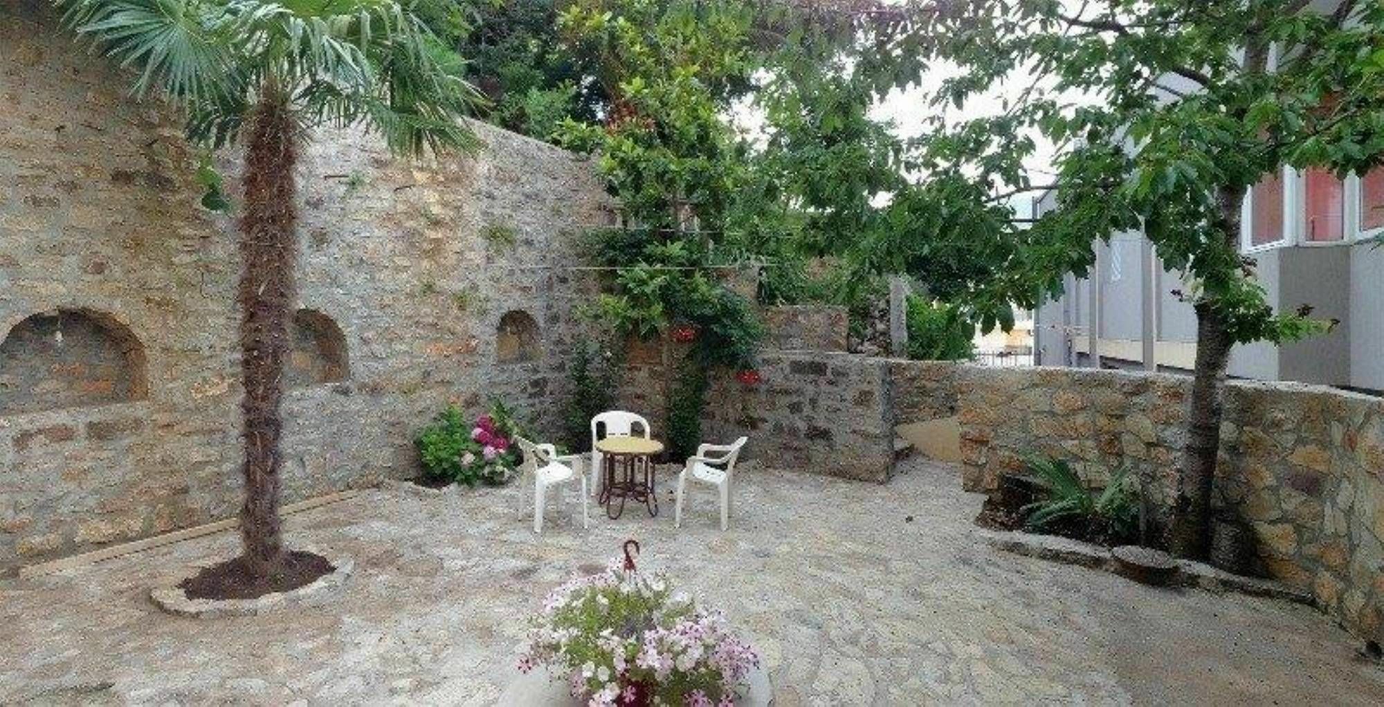 Apartments Ana Будва Екстер'єр фото